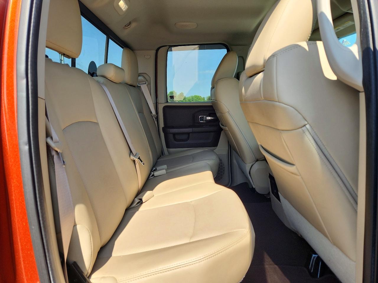 2013 RAM 1500 LARAMIE photo 10