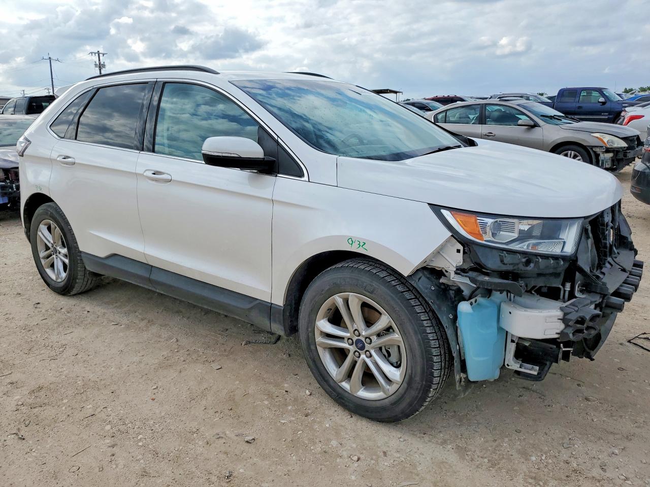 2016 FORD EDGE SEL photo 4