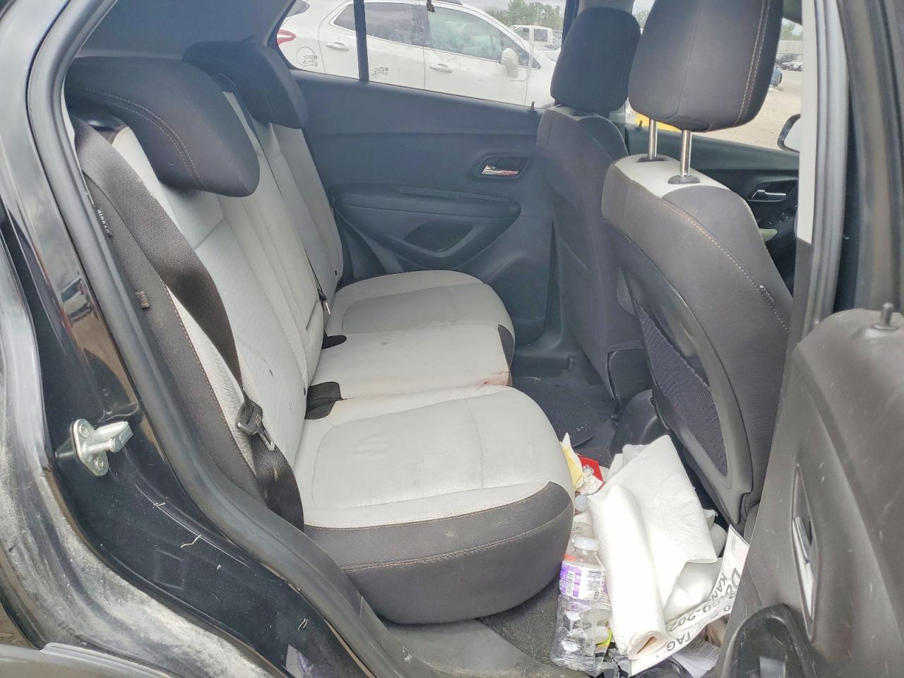 2019 CHEVROLET TRAX LS photo 11