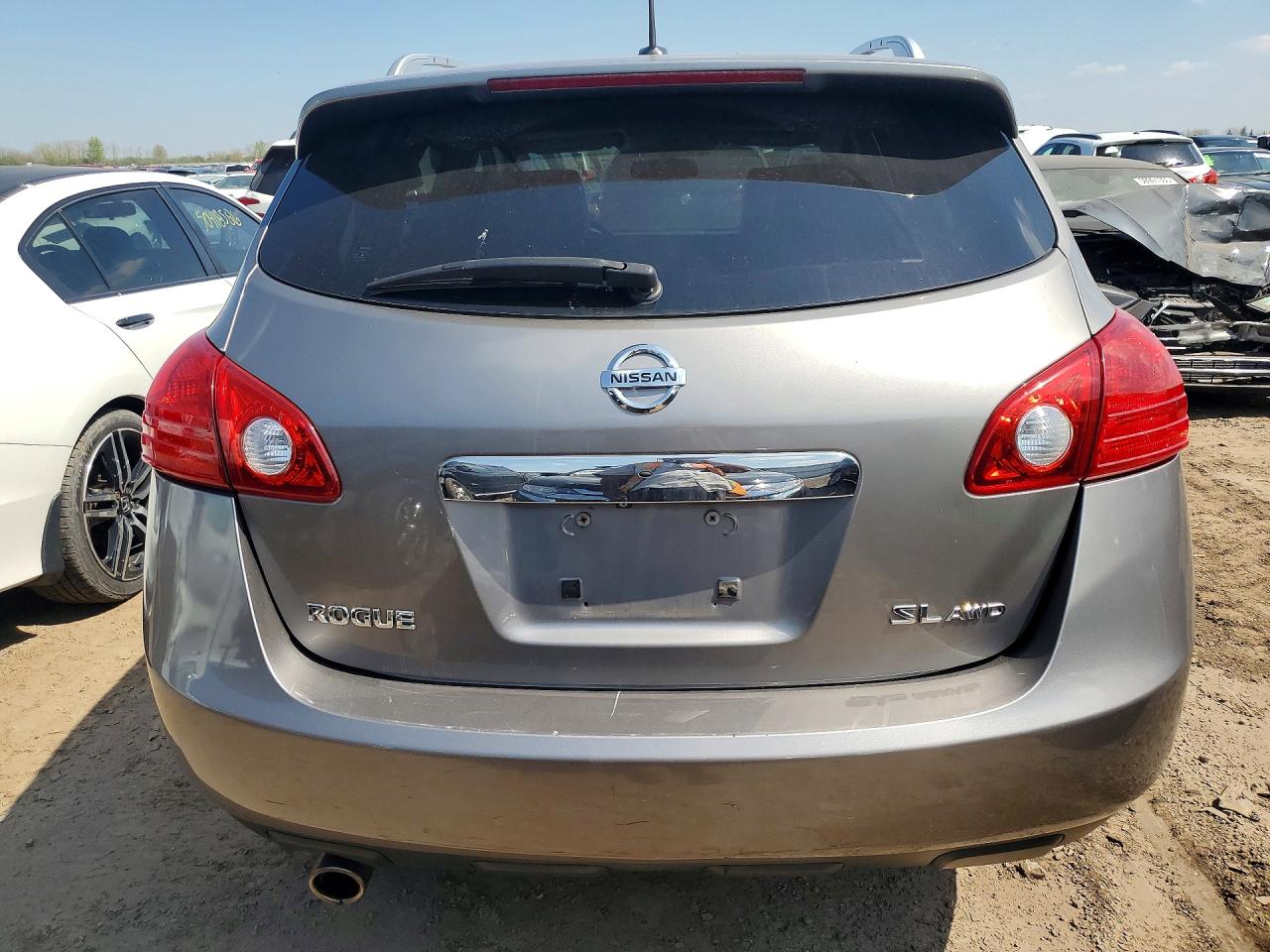 2011 NISSAN ROGUE S photo 11
