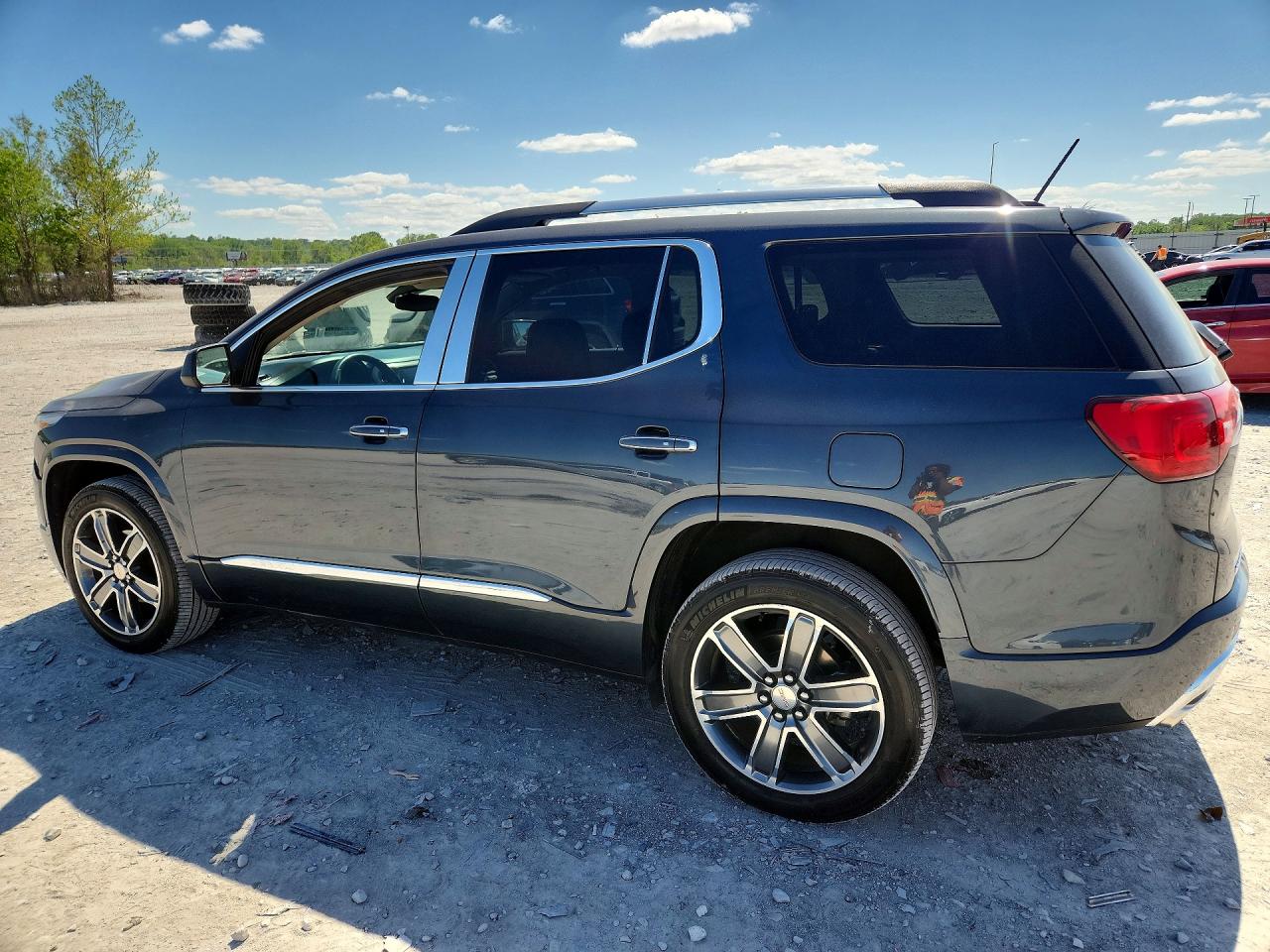 2019 GMC ACADIA DENALI photo 3
