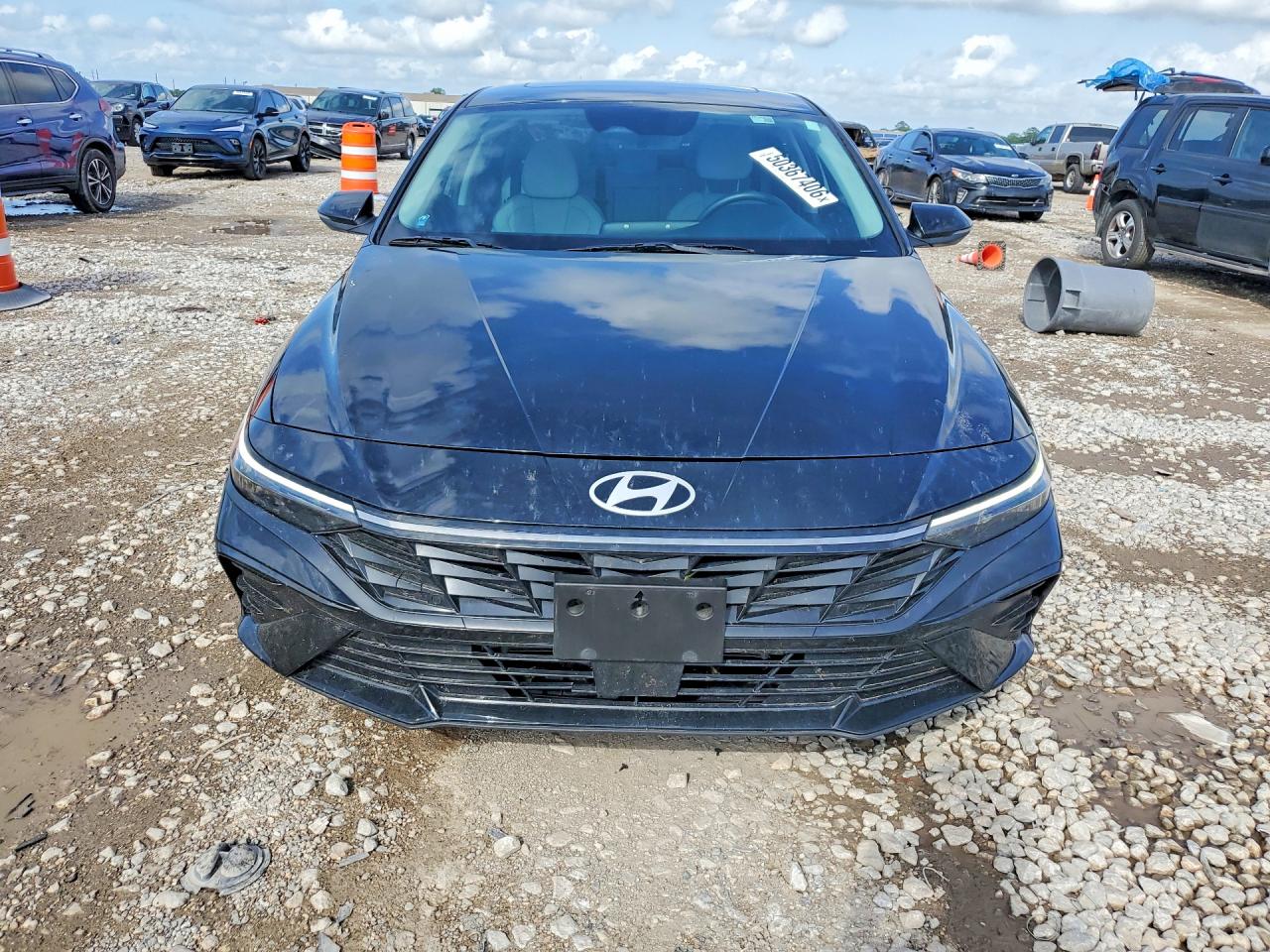 2025 HYUNDAI ELANTRA LIMITED photo 13