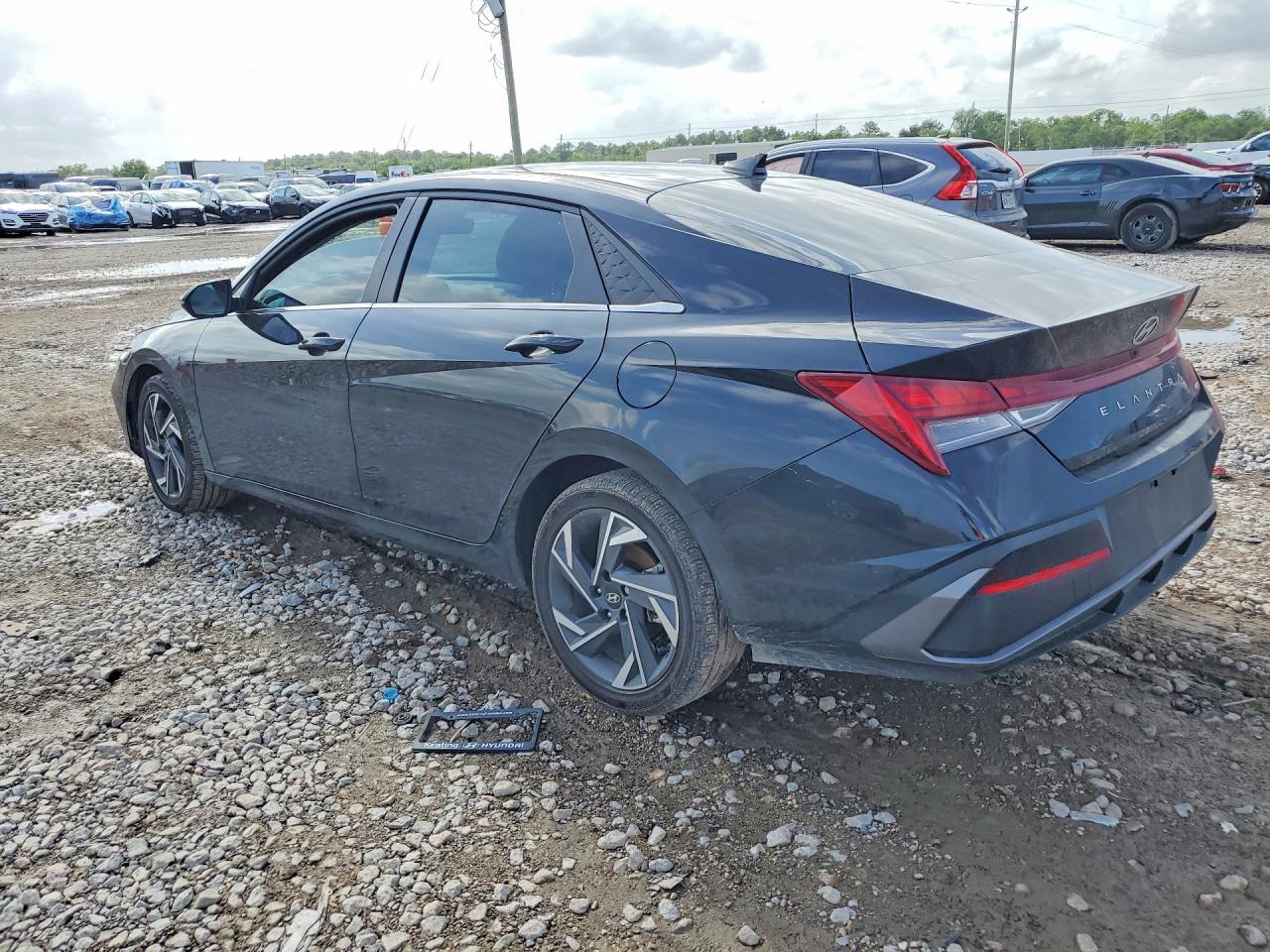 2025 HYUNDAI ELANTRA LIMITED photo 4