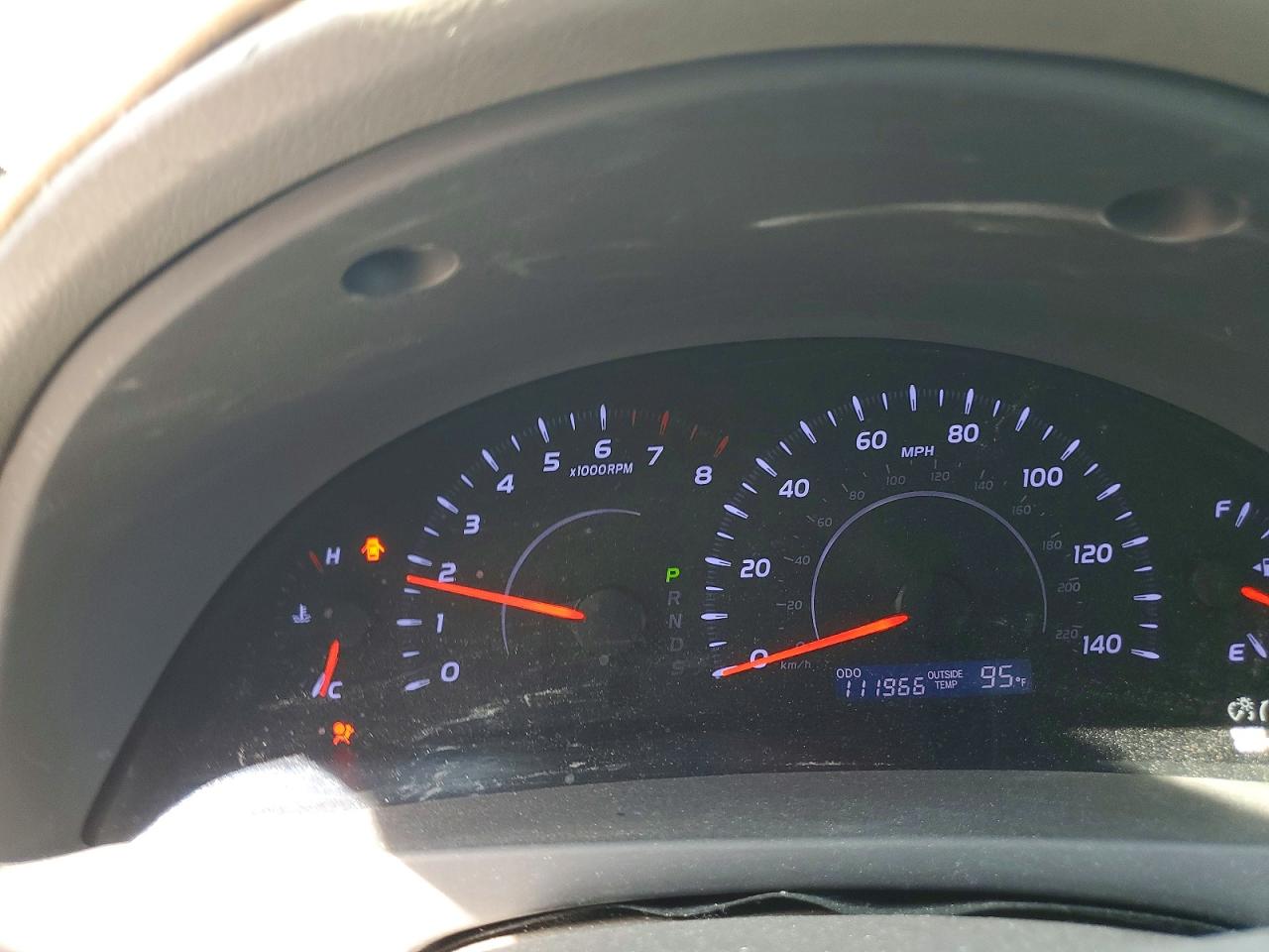 2011 TOYOTA CAMRY LE photo 17