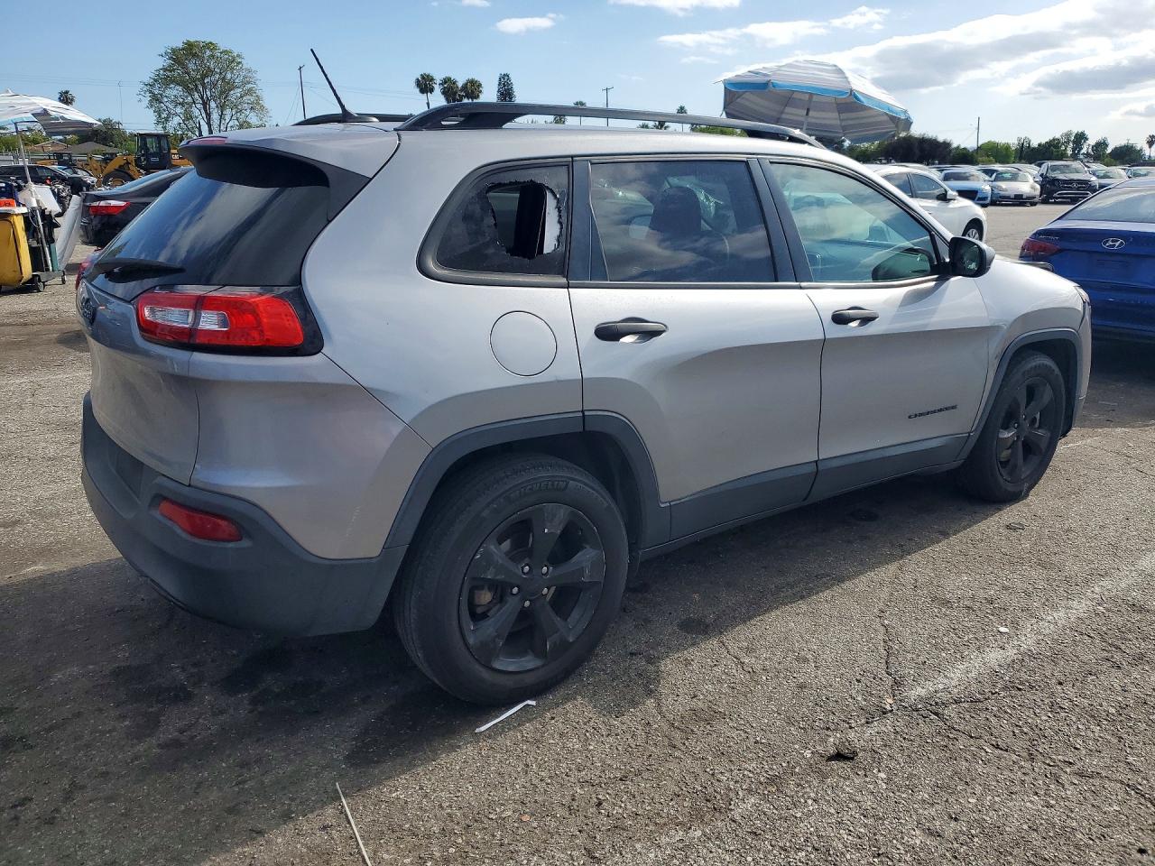 2017 JEEP CHEROKEE SPORT photo 5