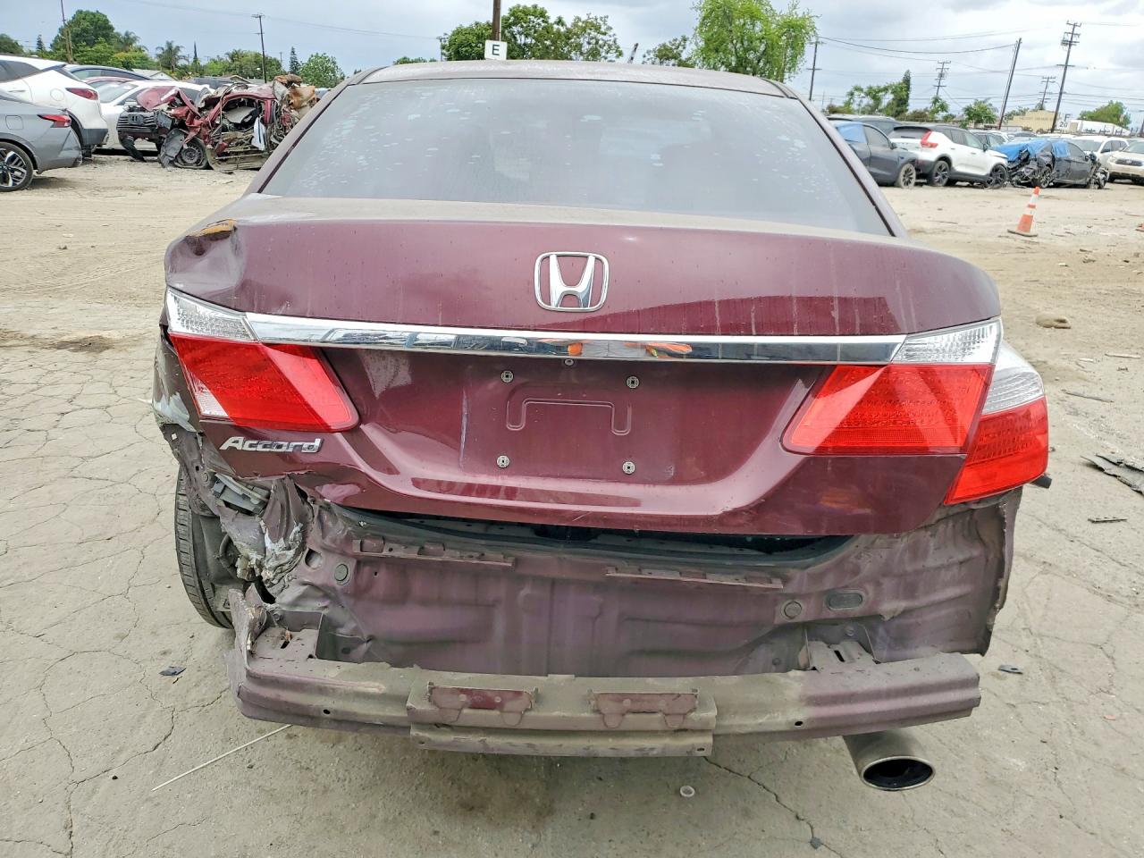 2015 HONDA ACCORD LX photo 16