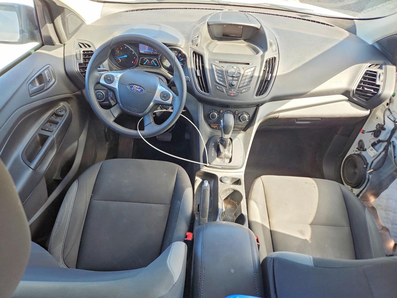 2016 FORD ESCAPE S photo 22