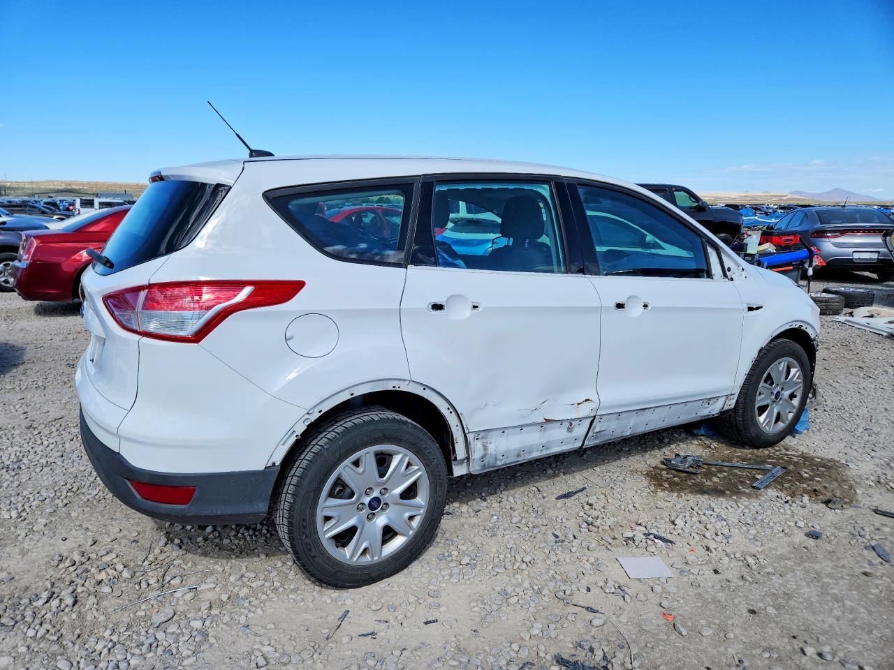 2016 FORD ESCAPE S photo 7