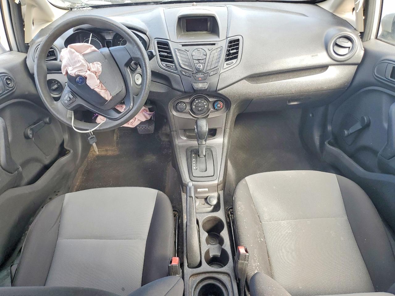 2018 FORD FIESTA S photo 22
