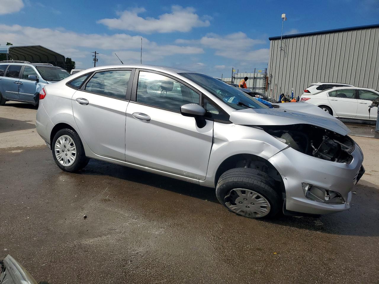 2018 FORD FIESTA S photo 10
