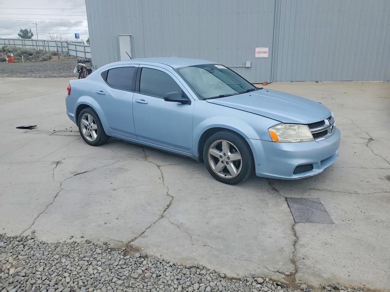 2013 DODGE AVENGER SE photo 7