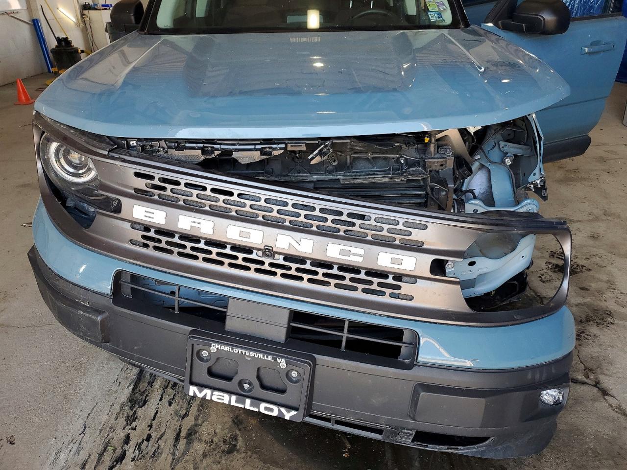 2022 FORD BRONCO photo 31