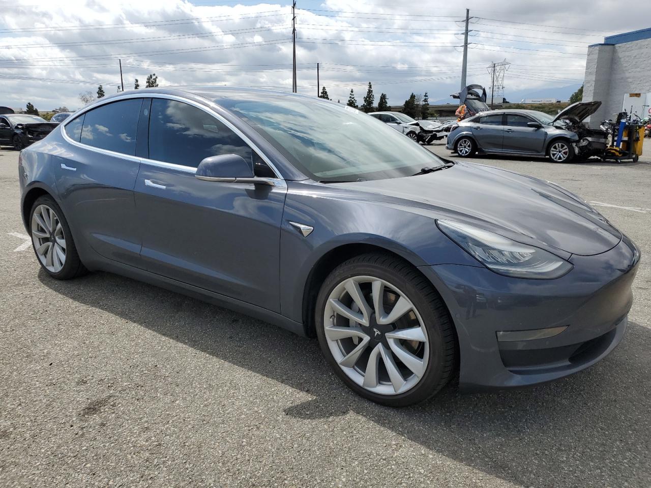 2019 TESLA MODEL 3 photo 4