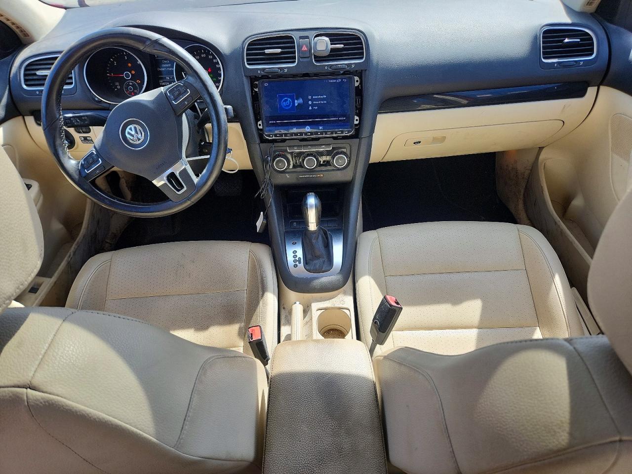 2011 VOLKSWAGEN JETTA TDI photo 22