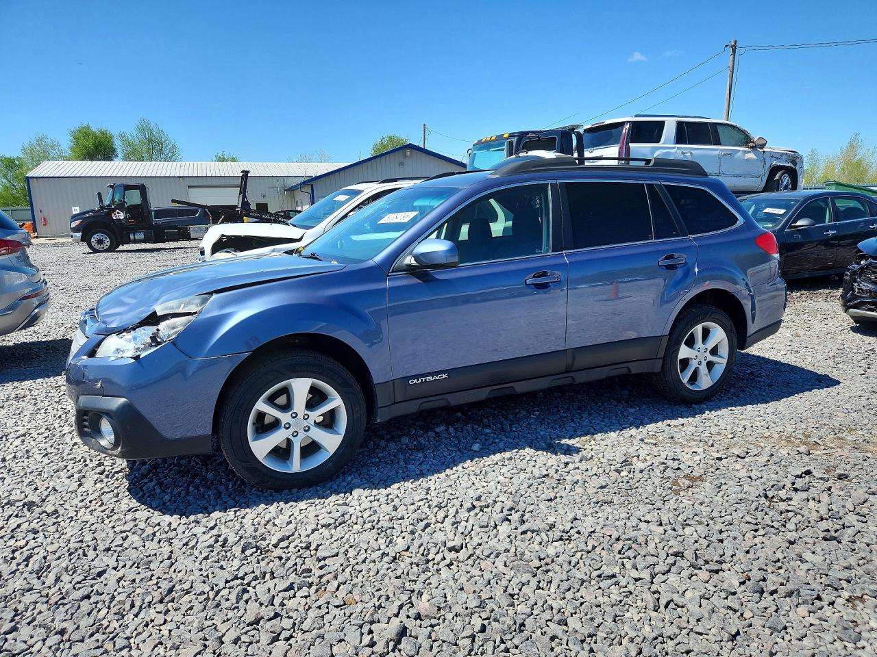 2014 SUBARU OUTBACK