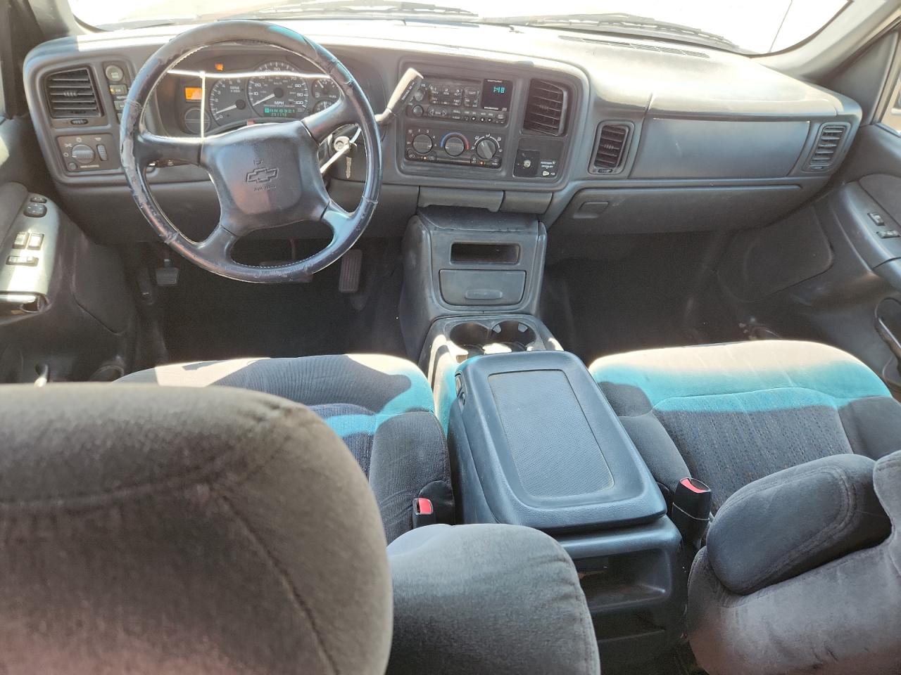 2002 CHEVROLET SILVERADO K1500 photo 8