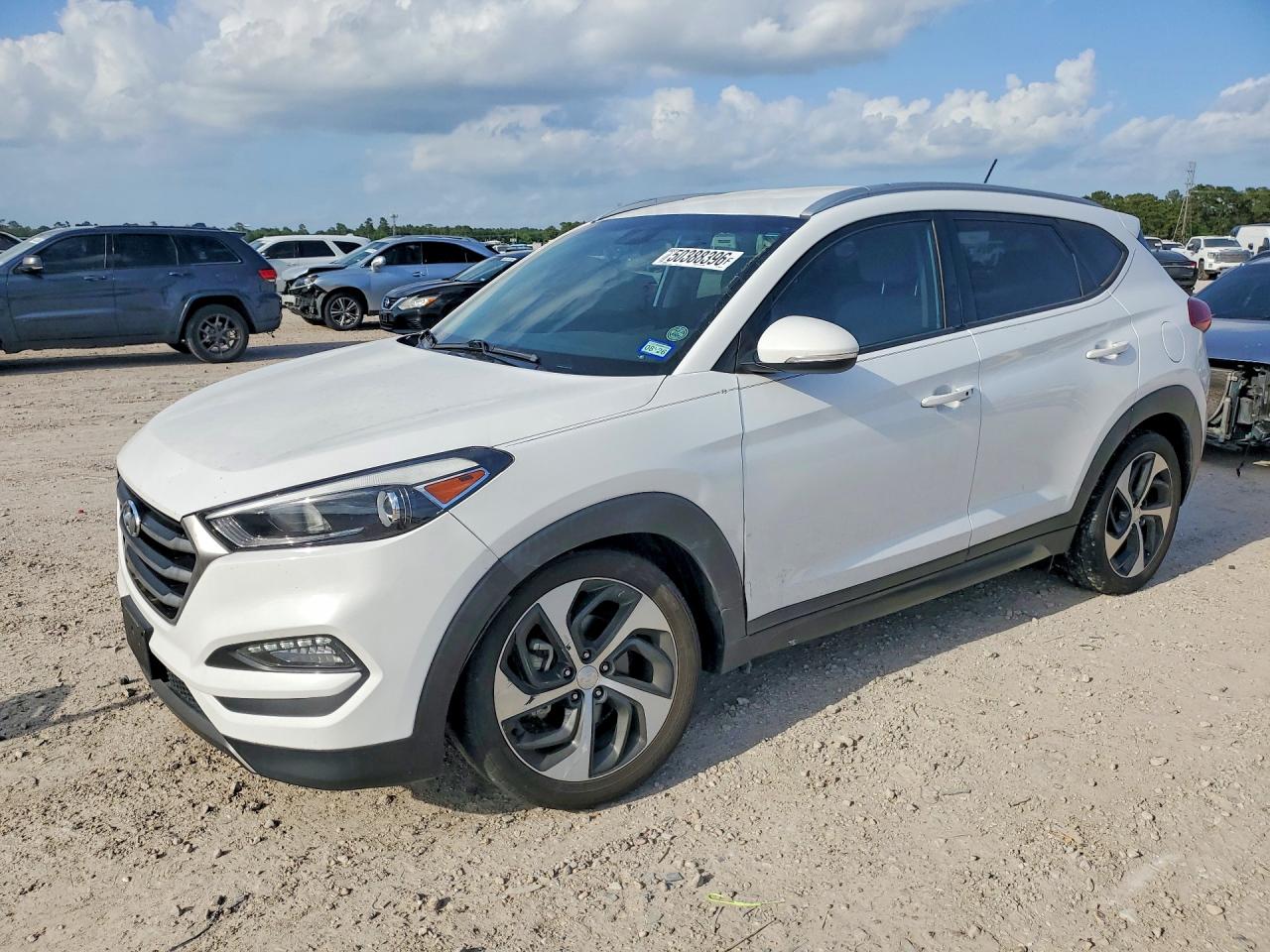 2016 HYUNDAI TUCSON