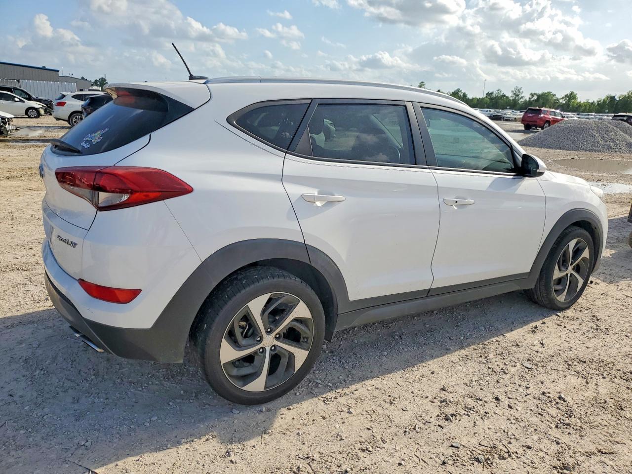 2016 HYUNDAI TUCSON SPORT photo 5