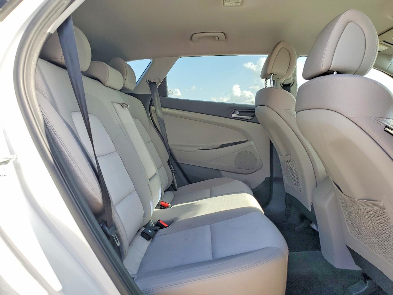 2016 HYUNDAI TUCSON SPORT photo 21