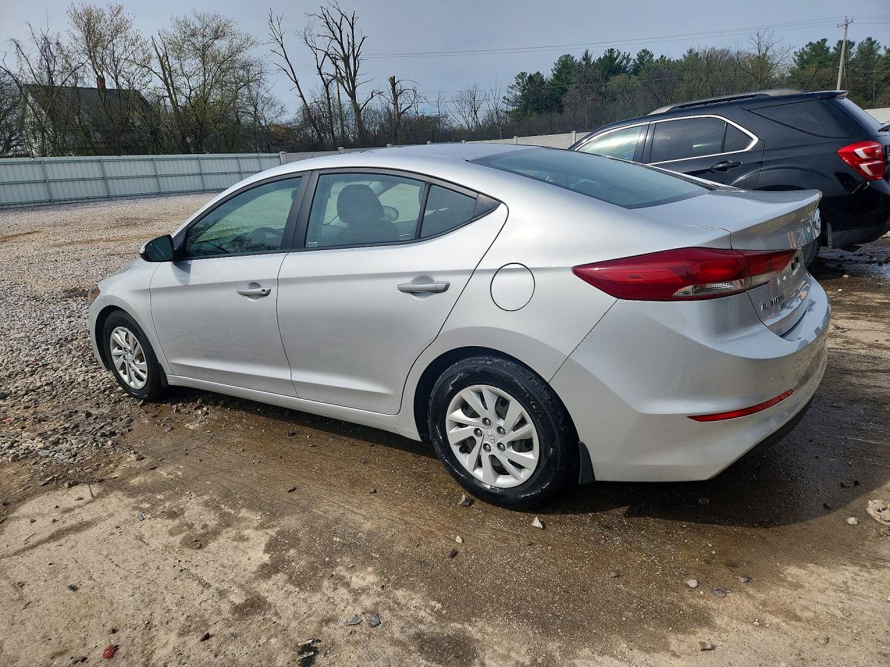 2018 HYUNDAI ELANTRA SE photo 4
