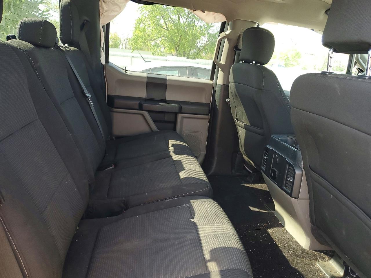 2017 FORD F150 SUPERCREW photo 28
