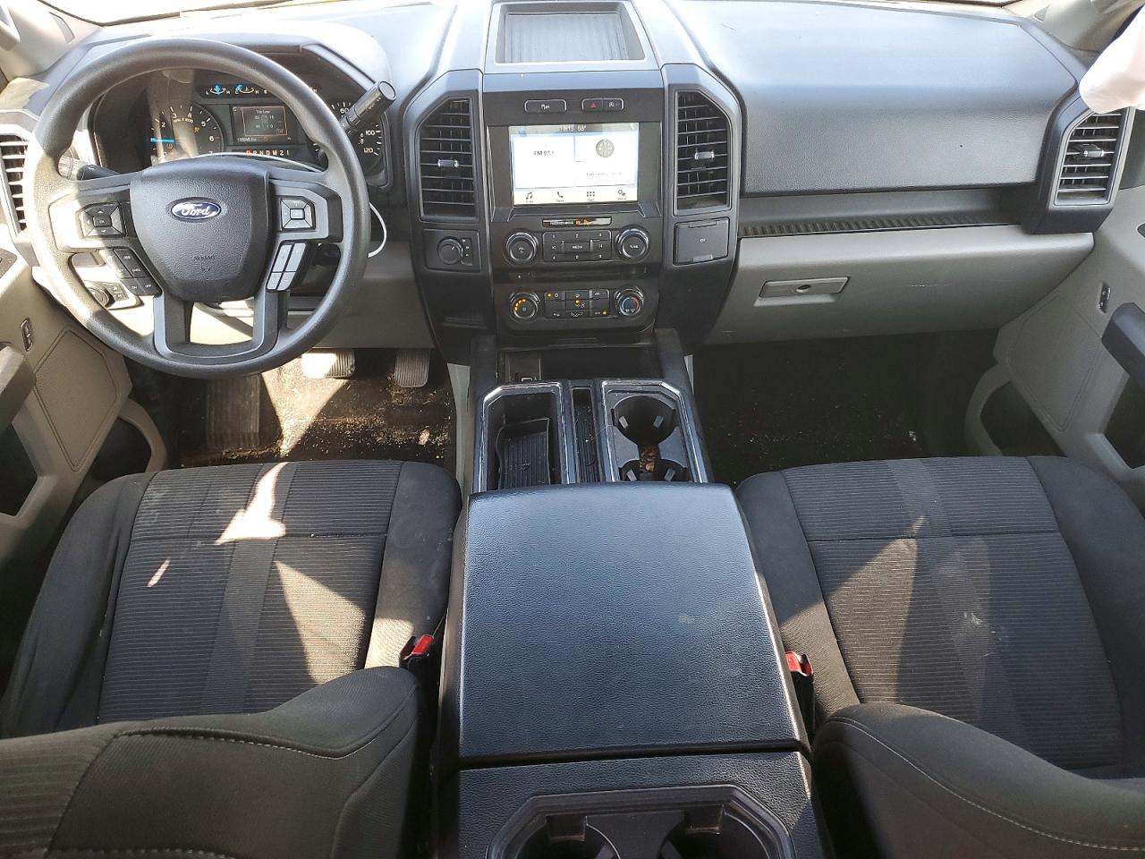 2017 FORD F150 SUPERCREW photo 22