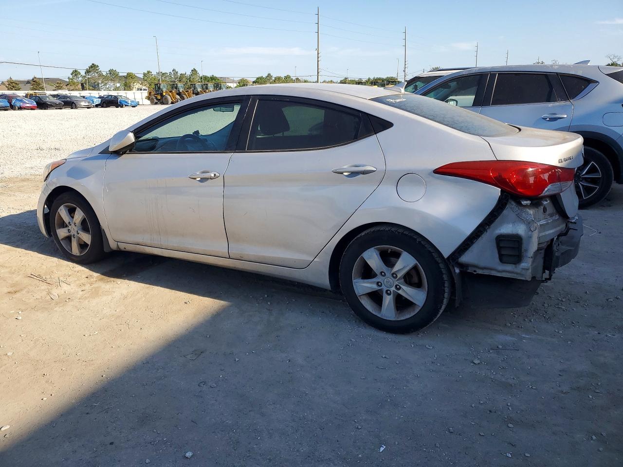 2013 HYUNDAI ELANTRA GLS photo 3