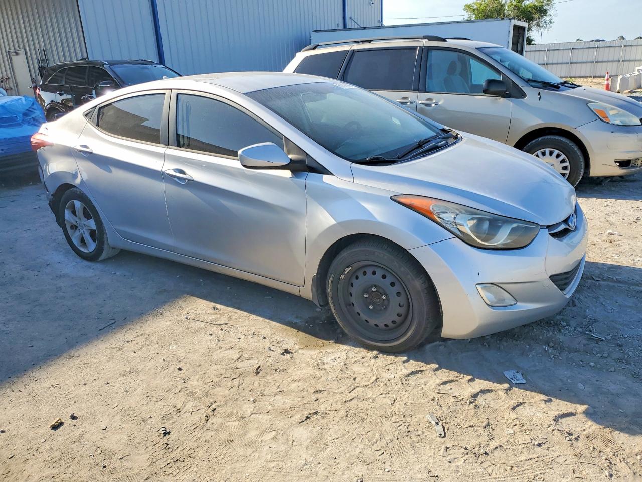 2013 HYUNDAI ELANTRA GLS photo 7