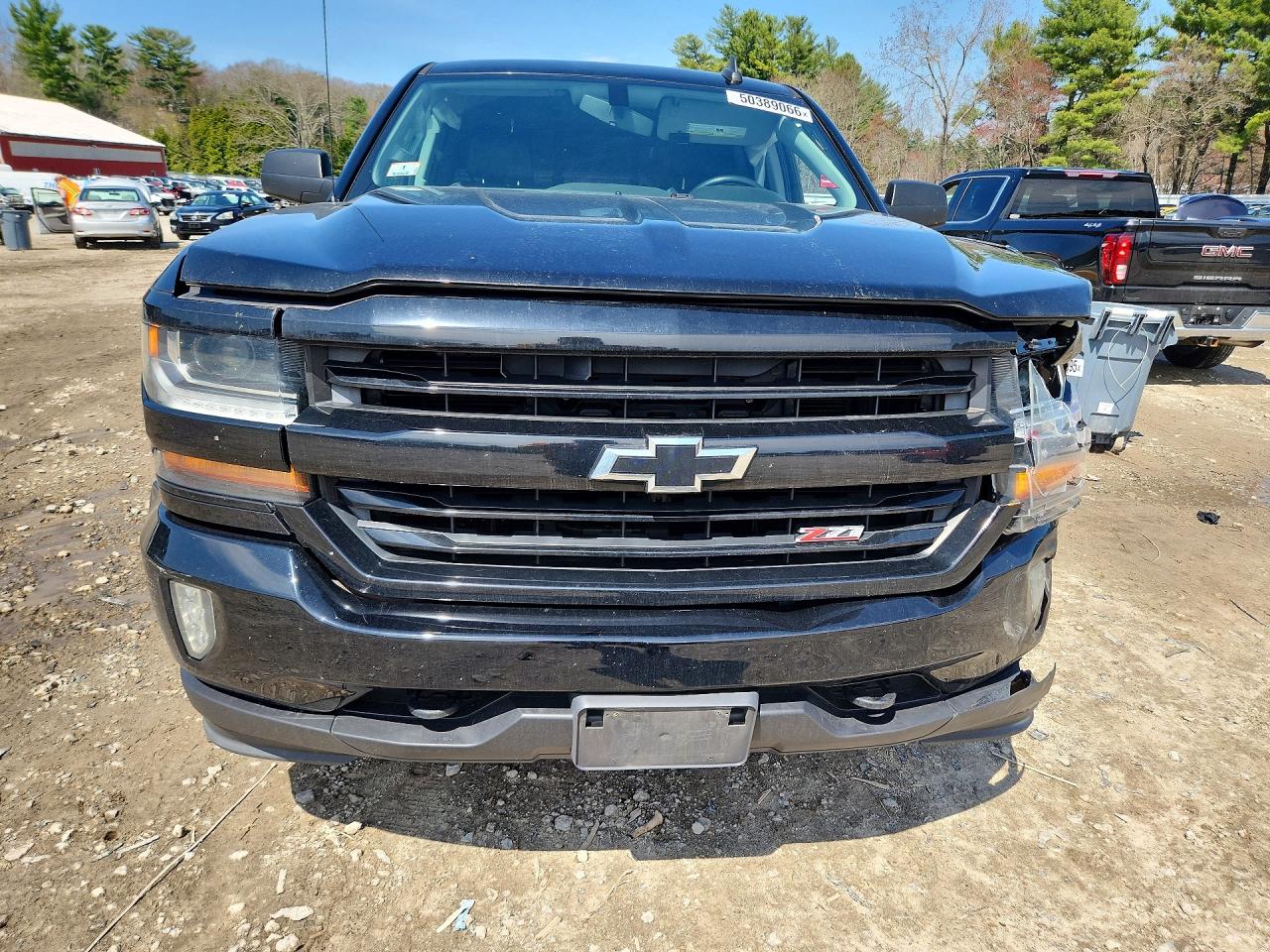 2018 CHEVROLET SILVERADO K1500 LT photo 9
