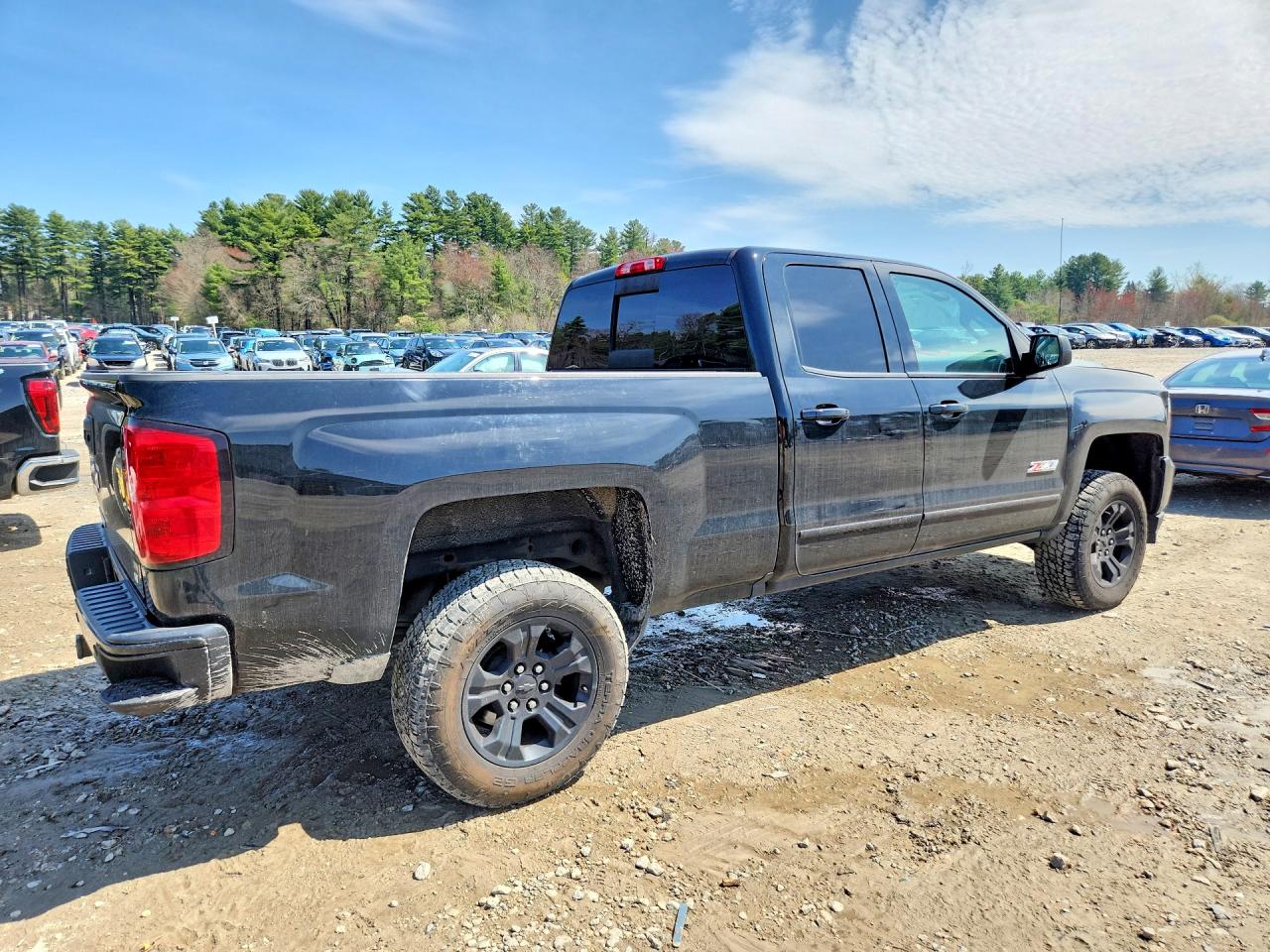 2018 CHEVROLET SILVERADO K1500 LT photo 5