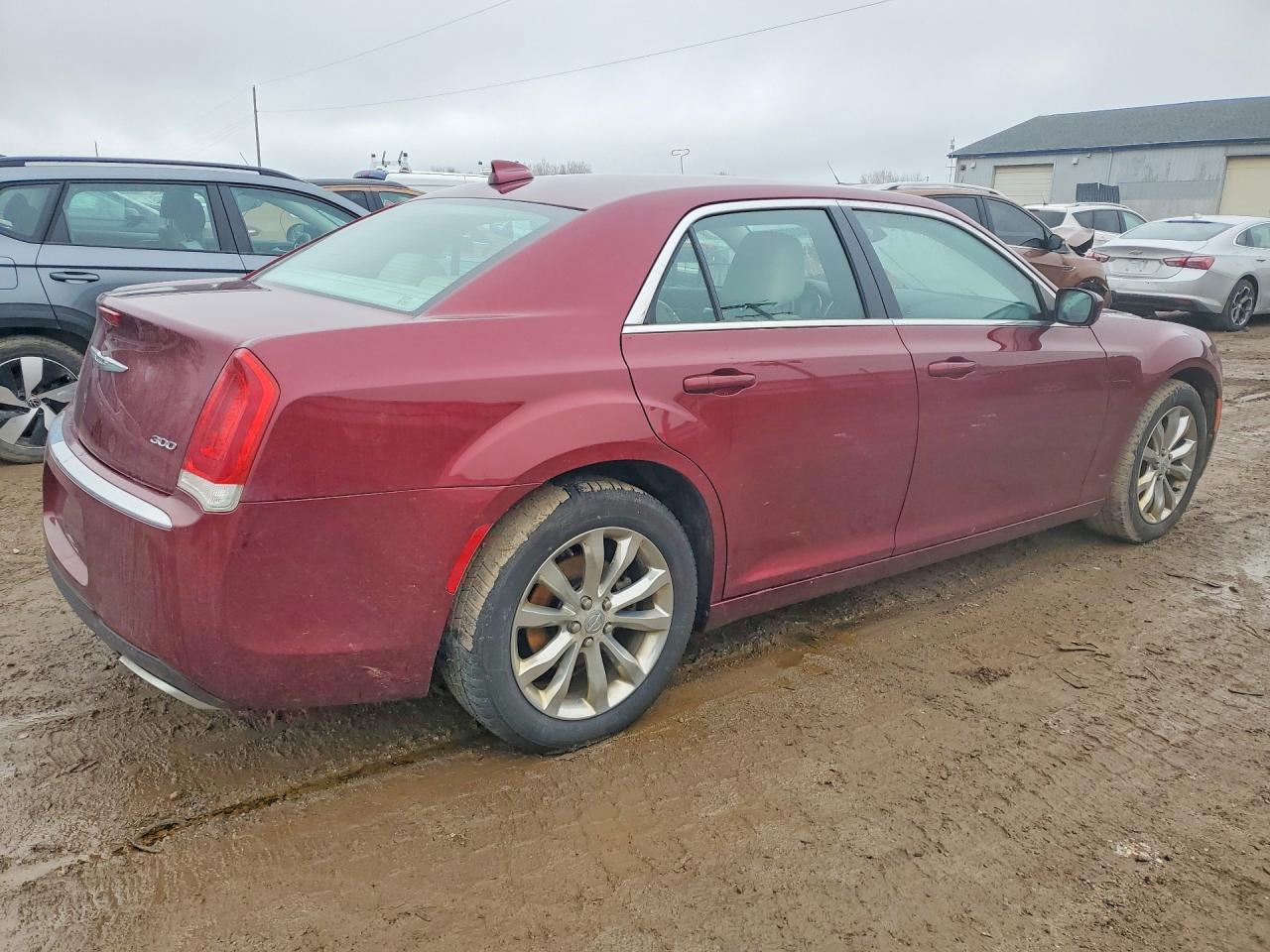 2015 CHRYSLER 300 LIMITED photo 5