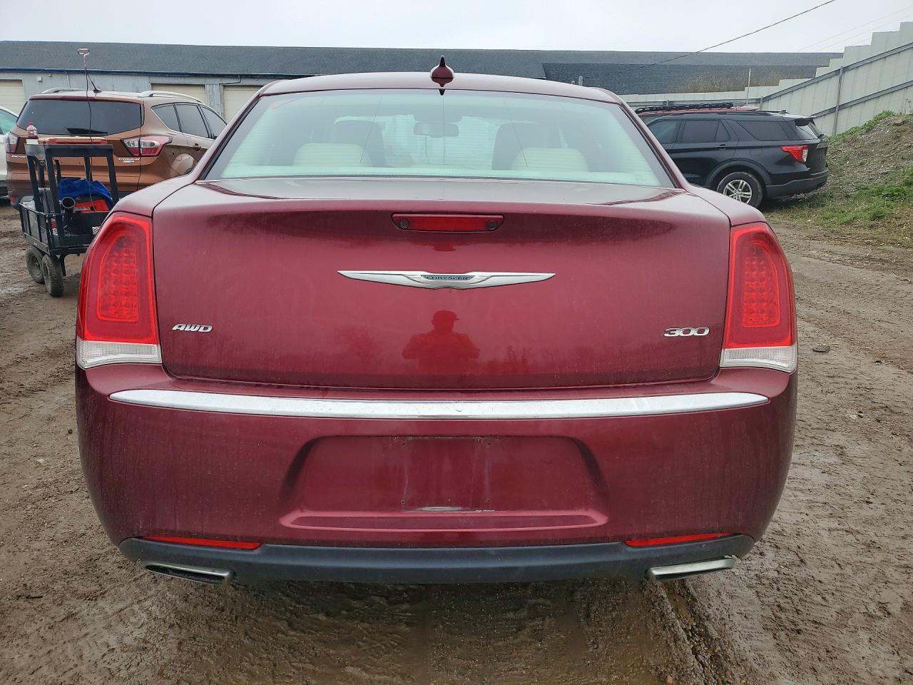 2015 CHRYSLER 300 LIMITED photo 11