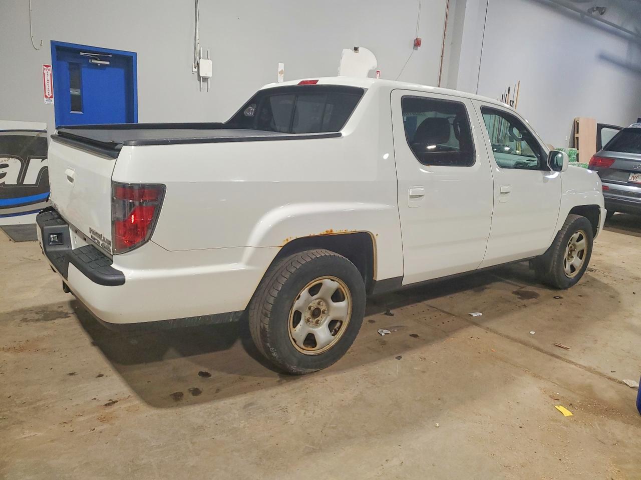 2014 HONDA RIDGELINE RTL photo 5