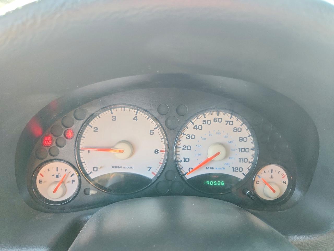 2002 JEEP LIBERTY SPORT photo 25