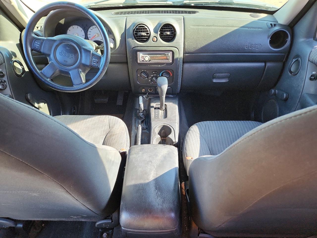 2002 JEEP LIBERTY SPORT photo 22