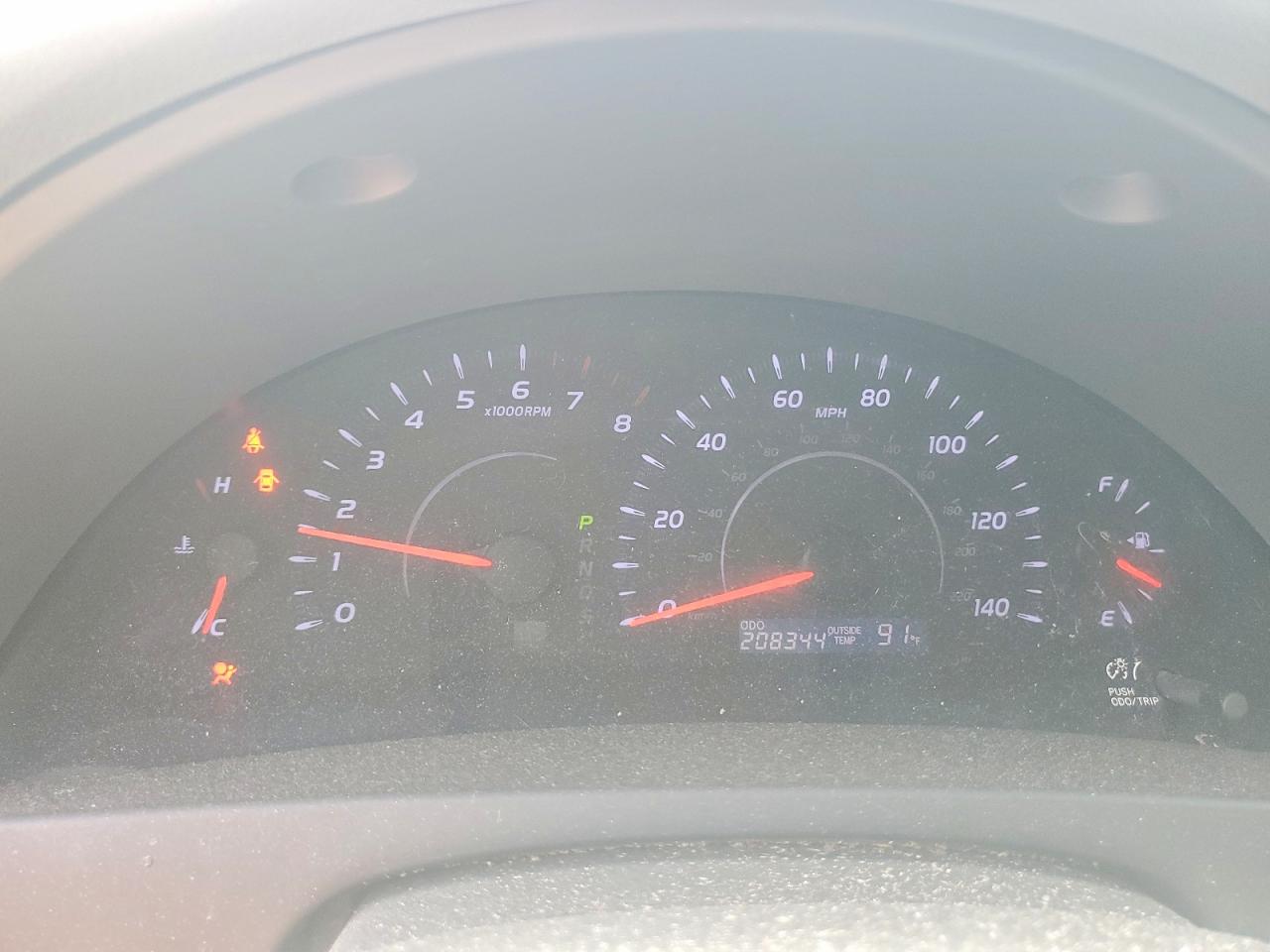 2011 TOYOTA CAMRY LE photo 17