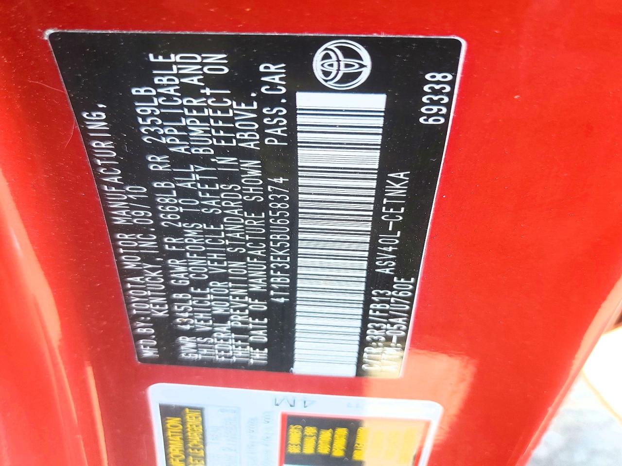 2011 TOYOTA CAMRY LE photo 23