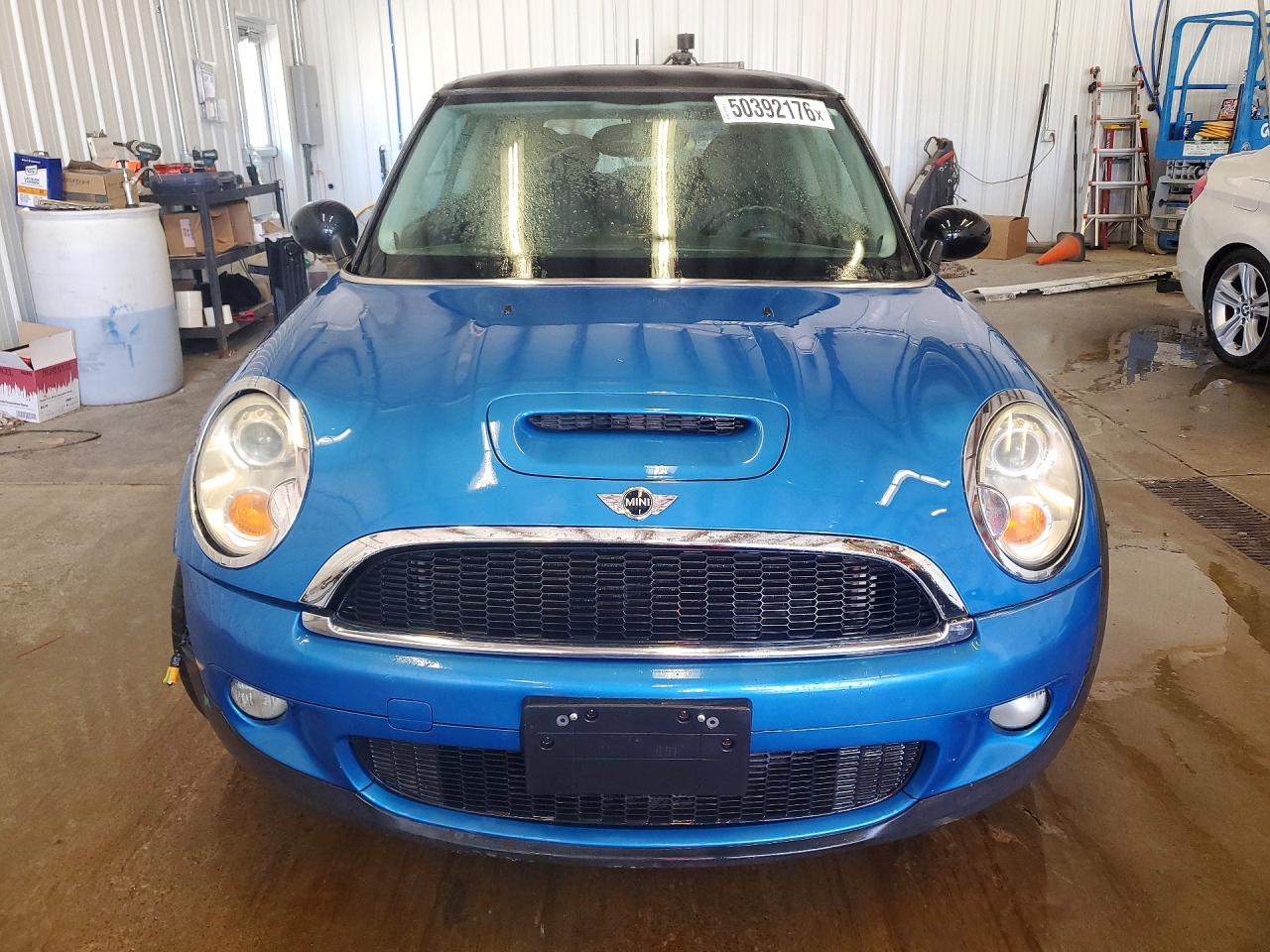 2010 MINI COOPER S photo 9