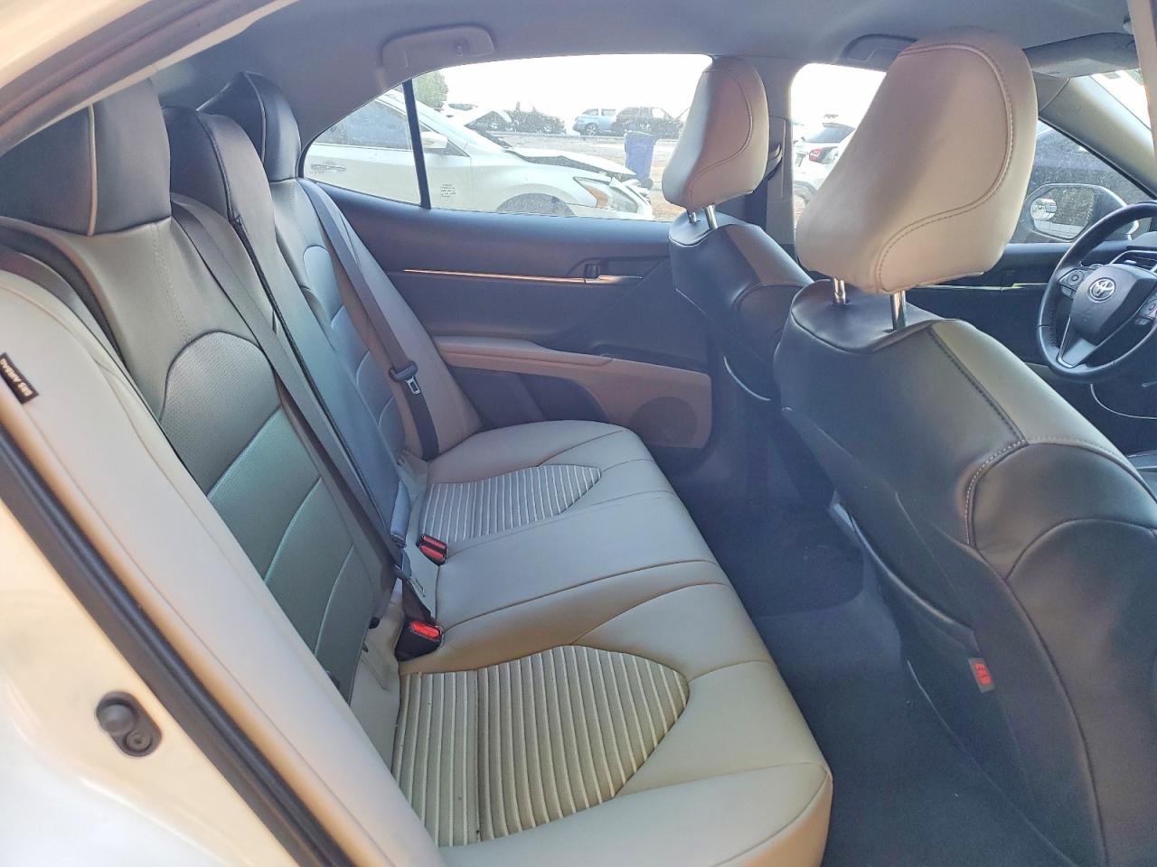 2021 TOYOTA CAMRY SE photo 10