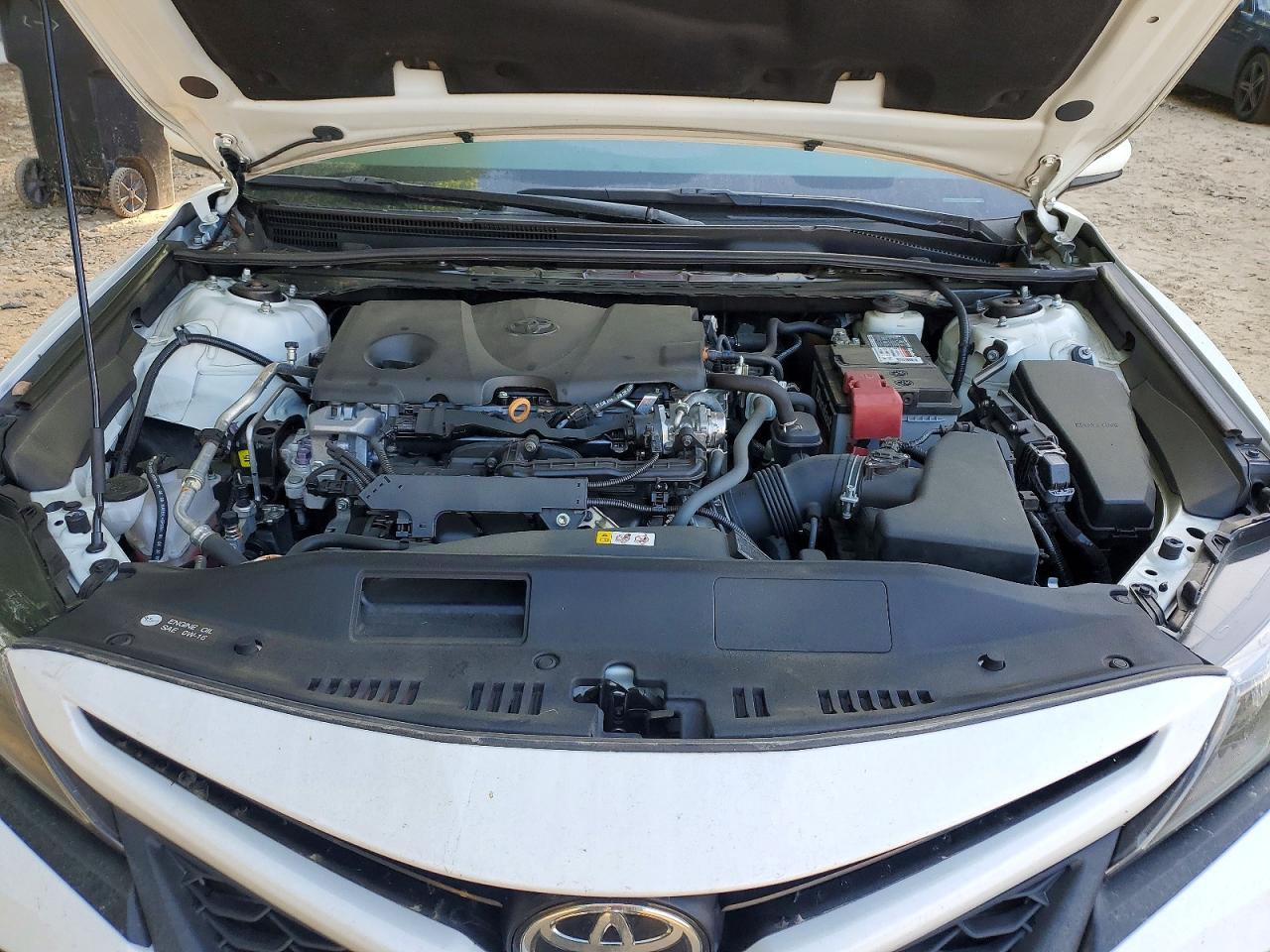 2021 TOYOTA CAMRY SE photo 11