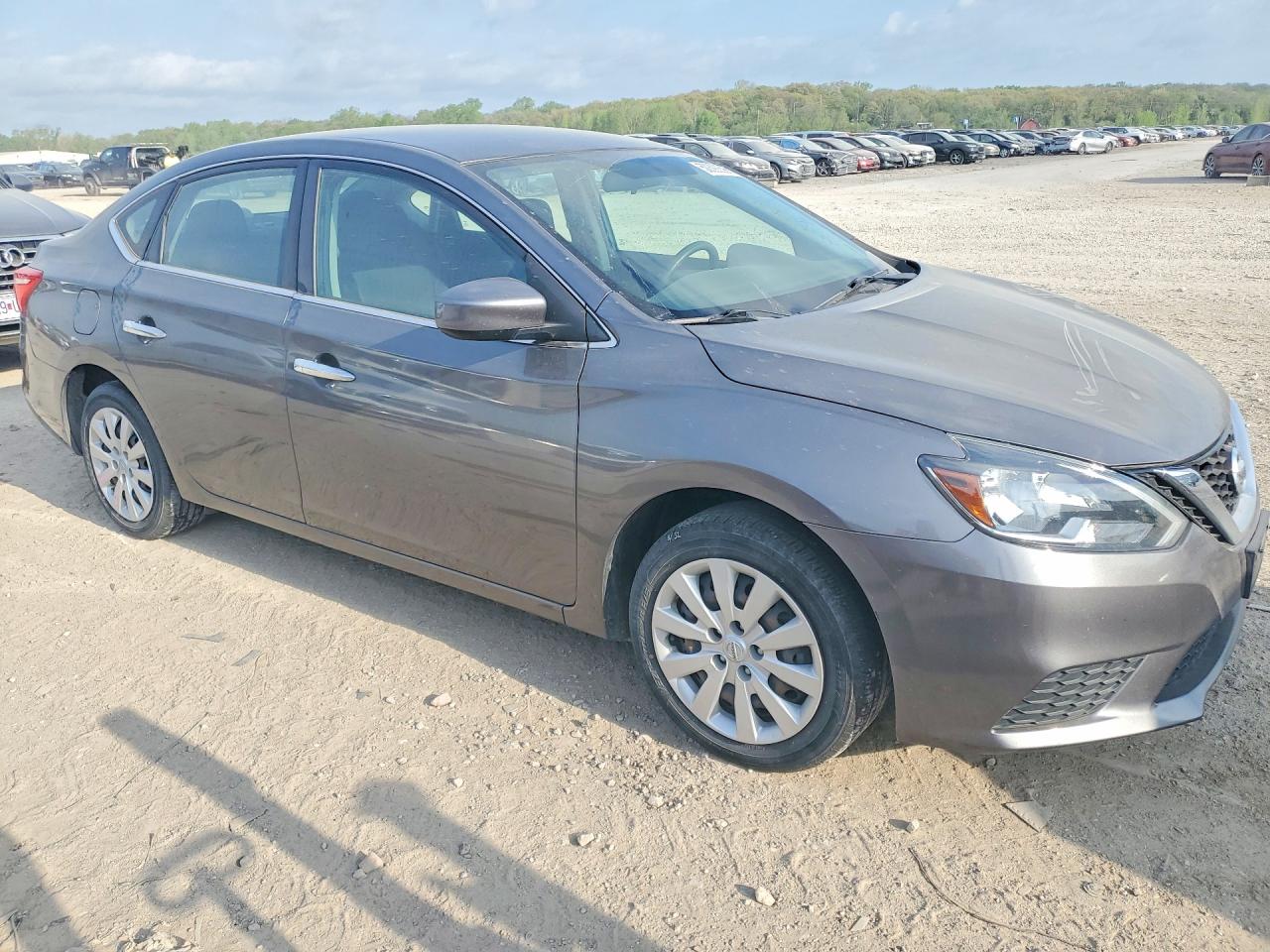 2019 NISSAN SENTRA S photo 4