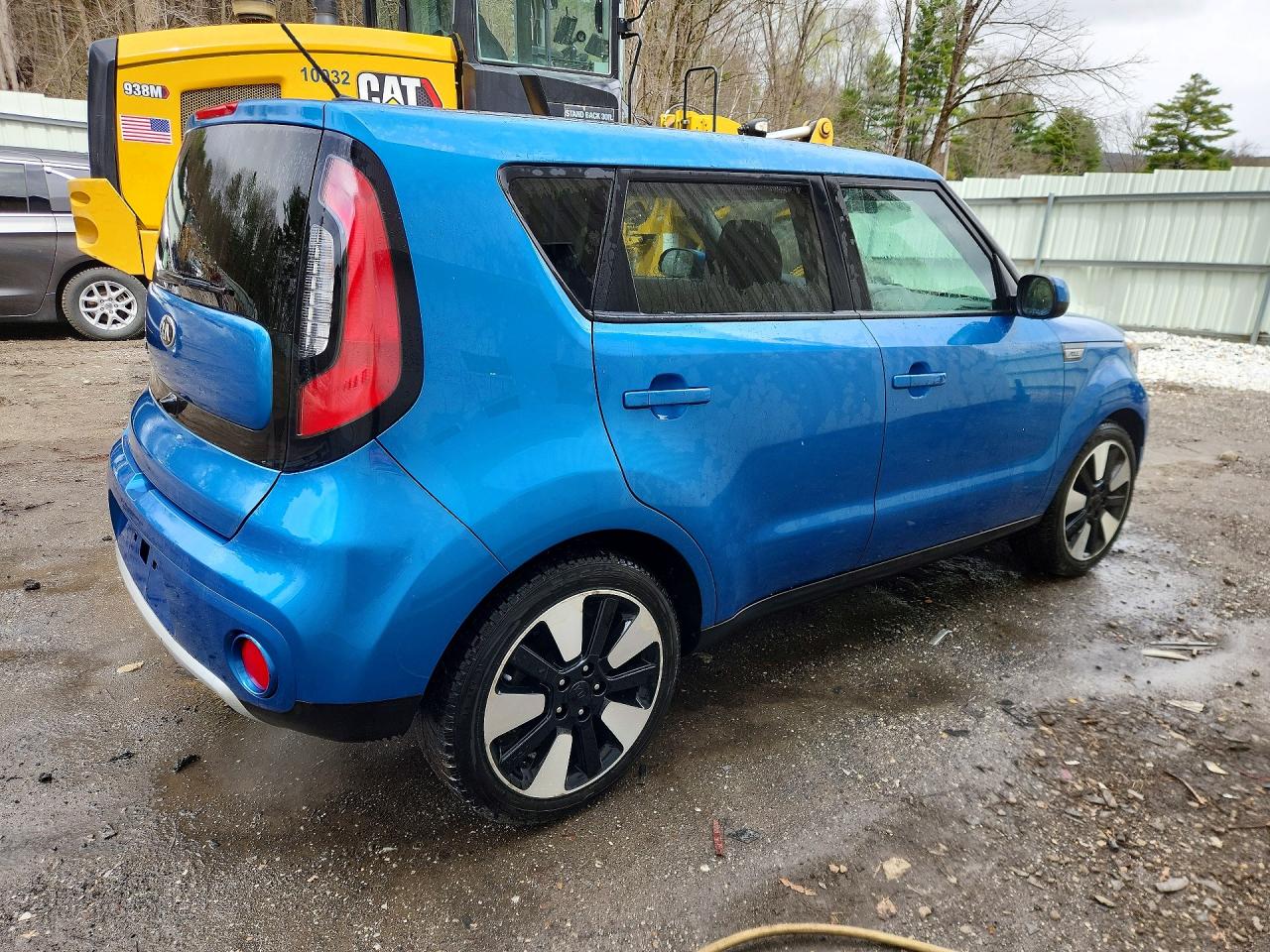 2017 KIA SOUL + photo 5