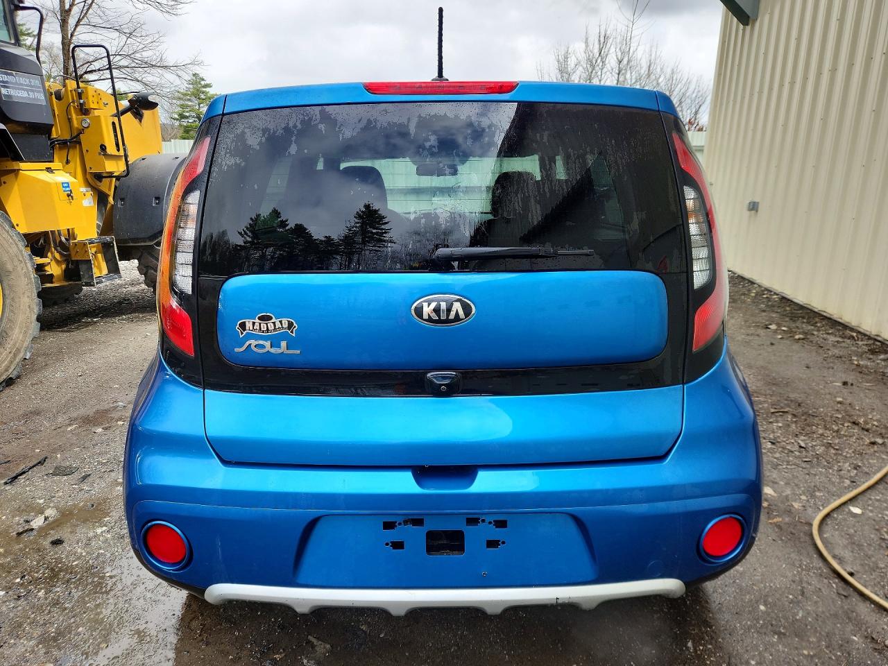 2017 KIA SOUL + photo 11