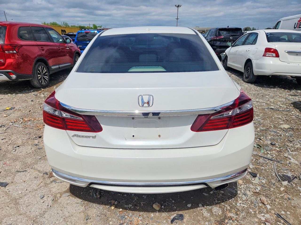 2016 HONDA ACCORD EX photo 6