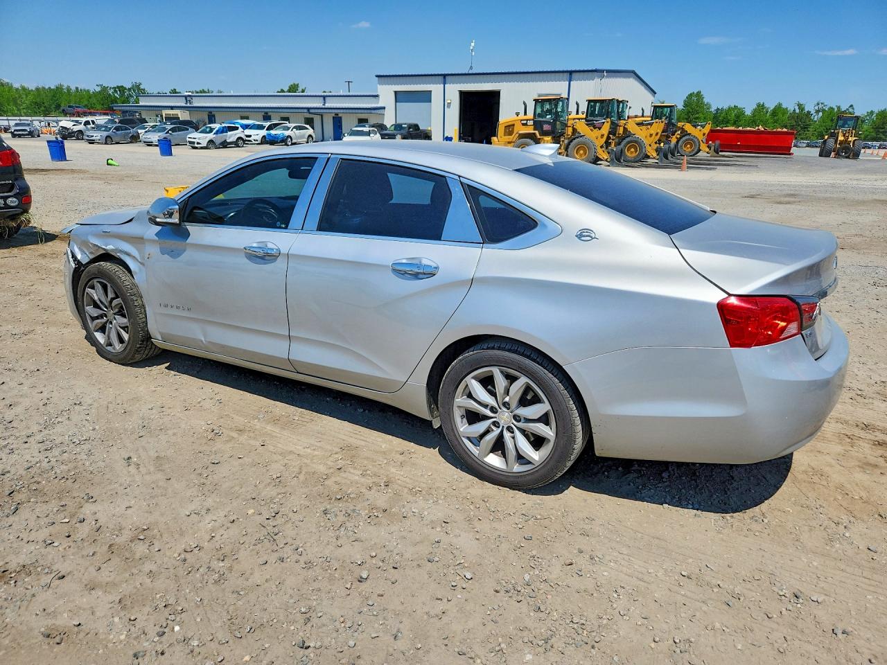 2018 CHEVROLET IMPALA LT photo 3