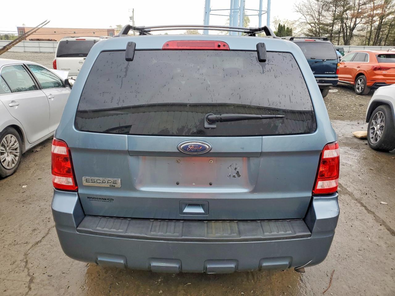 2010 FORD ESCAPE XLT photo 16