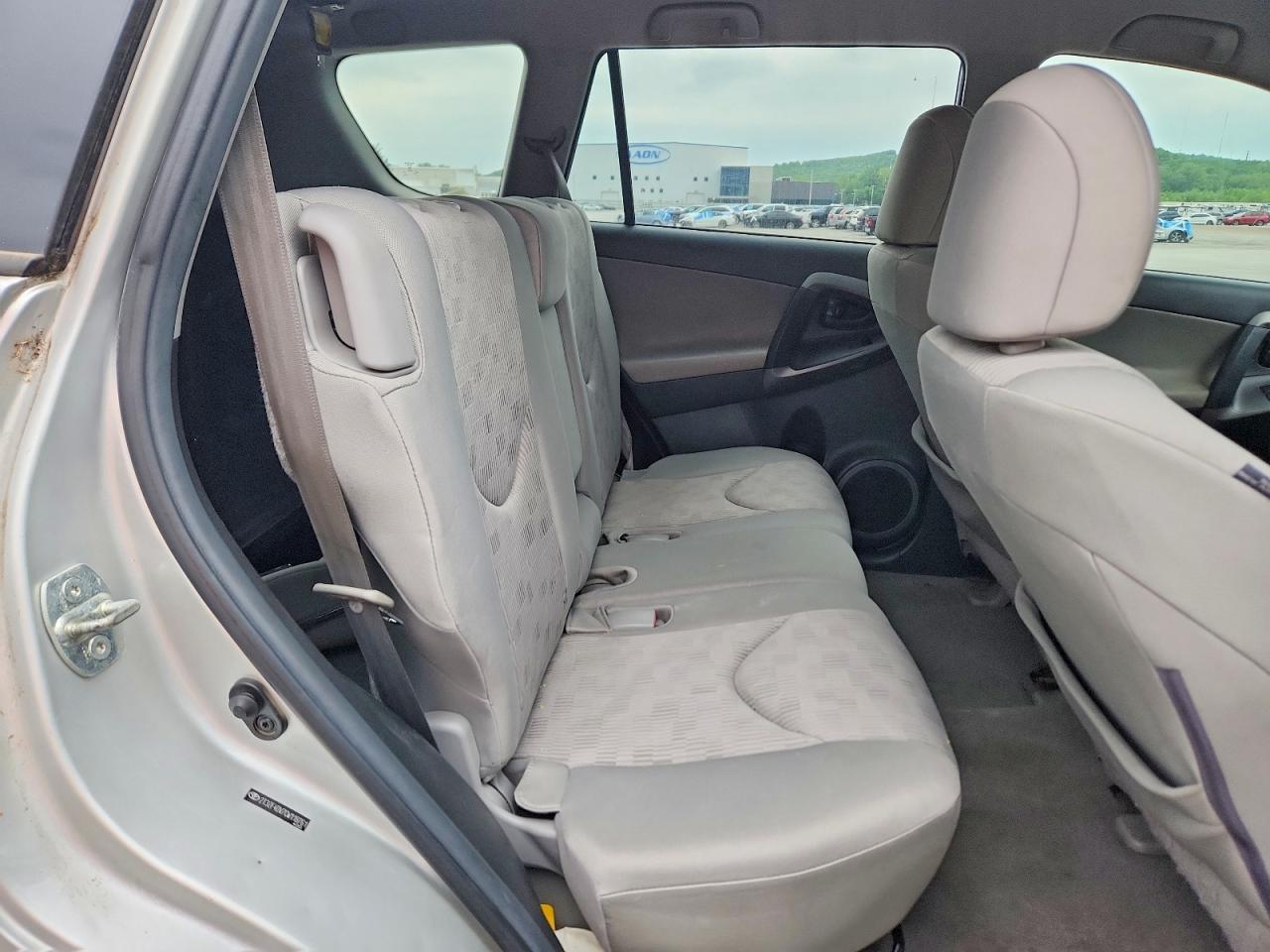 2012 TOYOTA RAV4 BASE photo 10