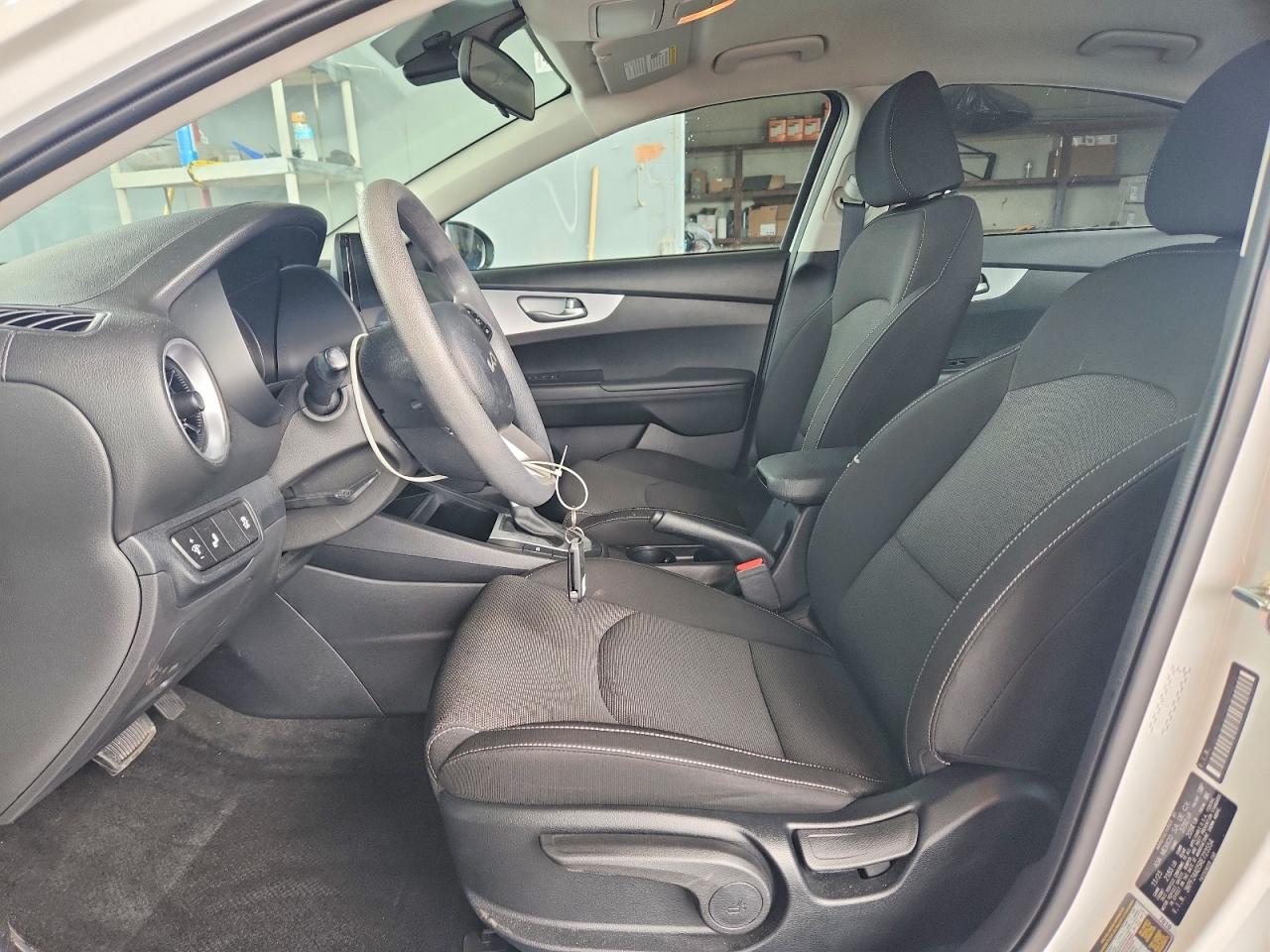 2024 KIA FORTE LXS photo 13