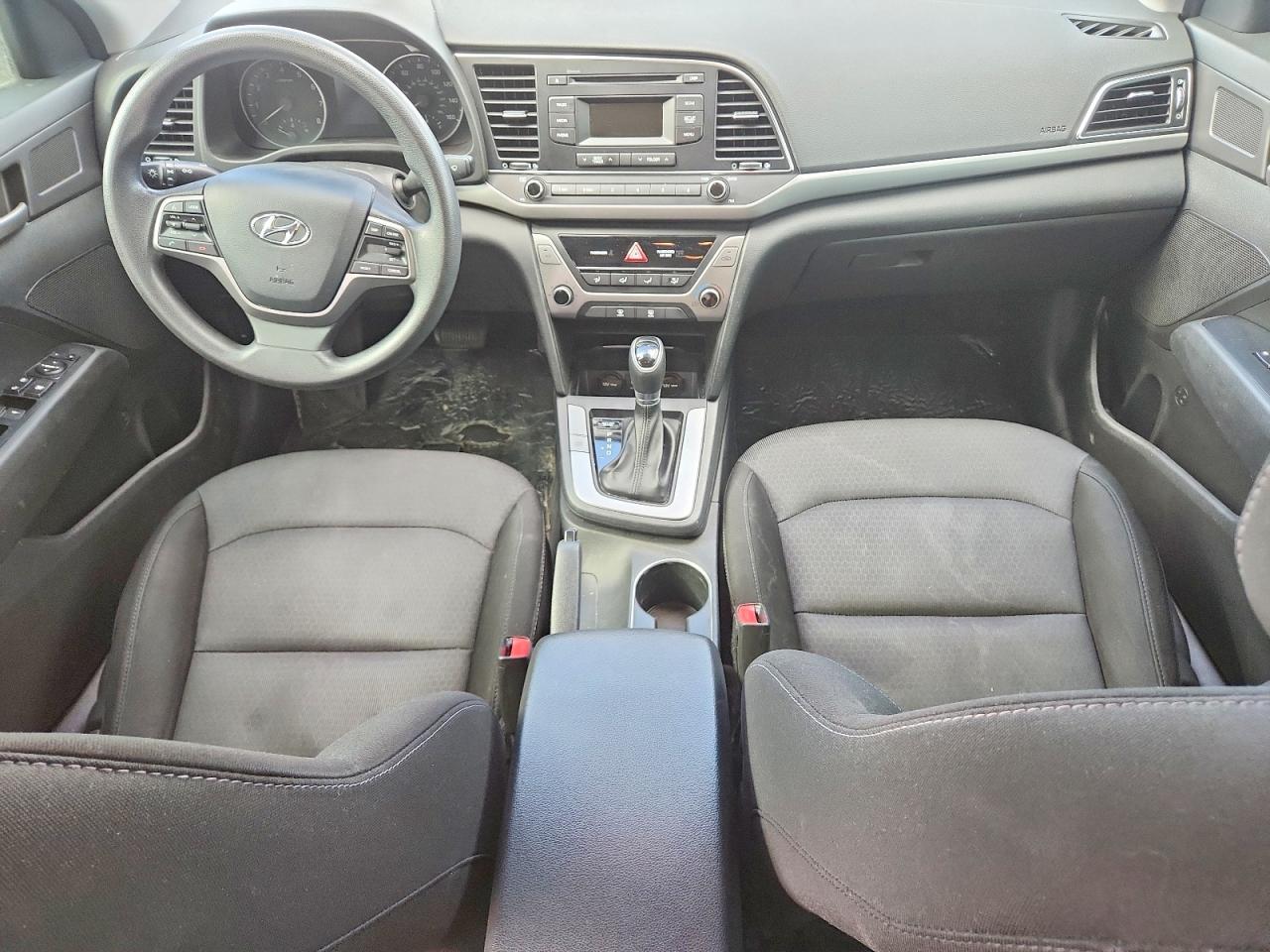 2018 HYUNDAI ELANTRA SE photo 22