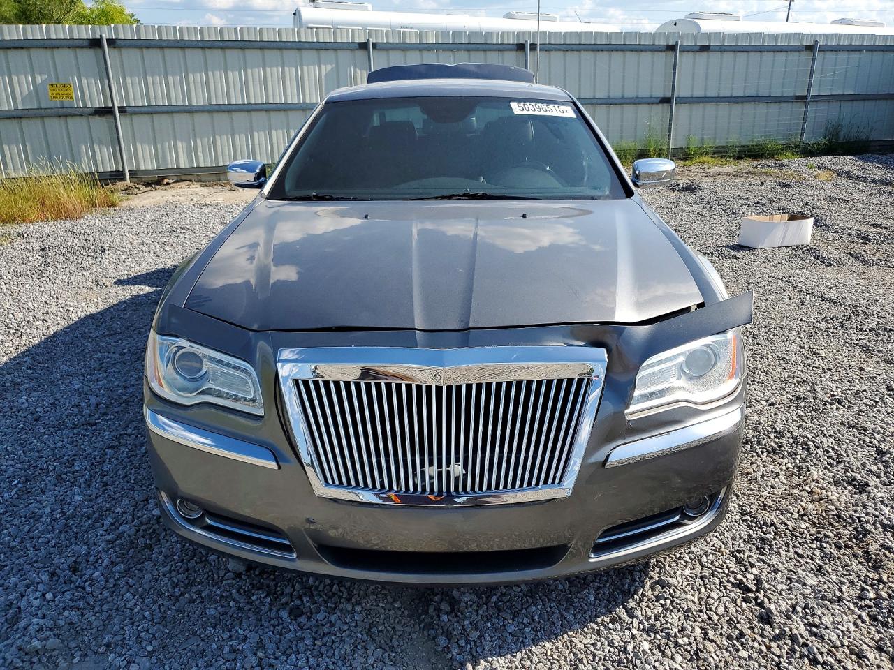 2011 CHRYSLER 300C photo 5